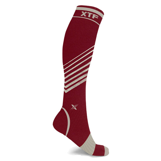 V-STRIPED KNEE-HIGH COMPRESSION SOCKS