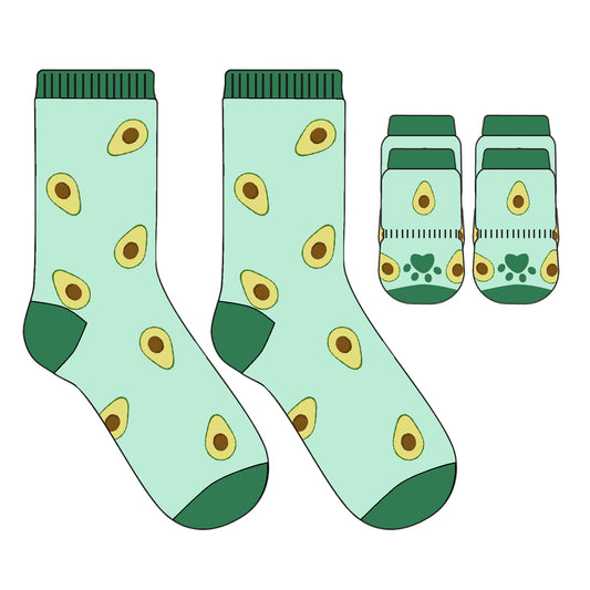 24-PAIRS PET & OWNER SOCKS WITH FREE DISPLAY